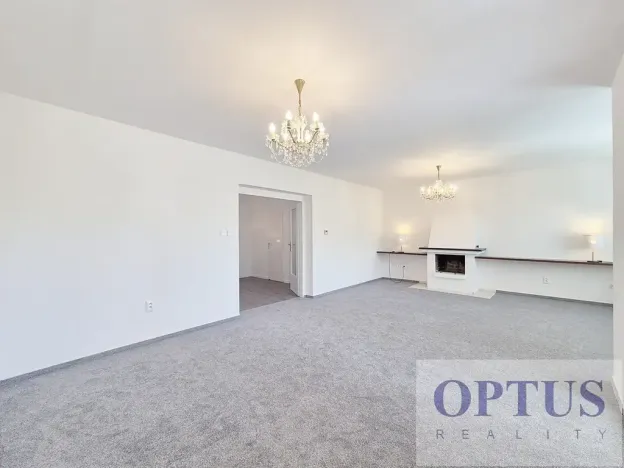 Pronájem rodinného domu, Praha - Háje, K jezeru, 306 m2
