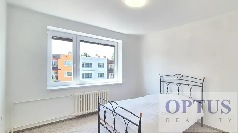 Pronájem rodinného domu, Praha - Háje, K jezeru, 306 m2