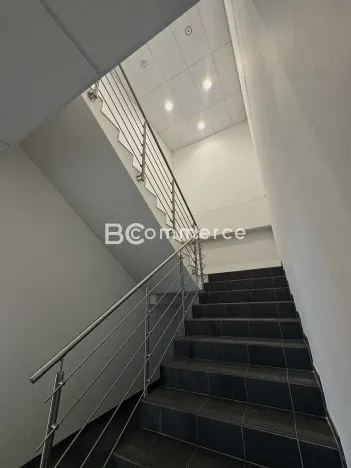 Pronájem kanceláře, Brno, Letiště Brno-Tuřany, 600 m2