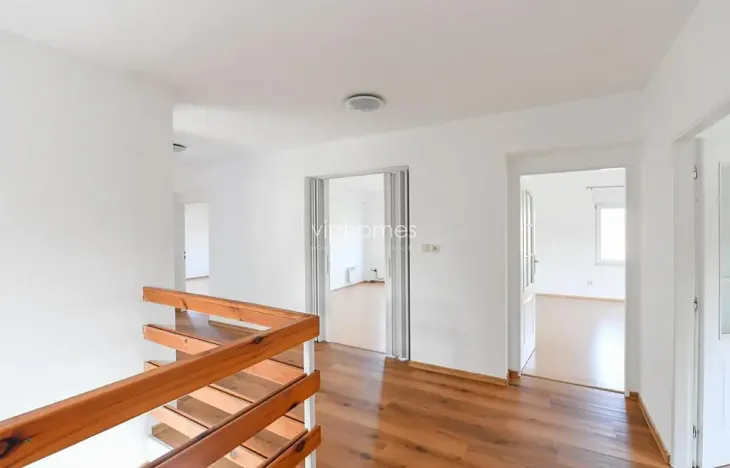 Pronájem vily, Praha - Nebušice, V březinkách, 365 m2