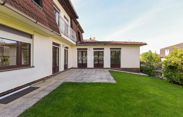 Pronájem vily, Praha - Nebušice, V březinkách, 365 m2