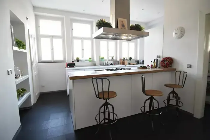 Pronájem bytu 4+1, Praha - Bubeneč, Pětidomí, 170 m2