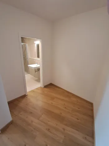 Prodej bytu 1+kk, Praha - Černý Most, Dobrovolného, 36 m2