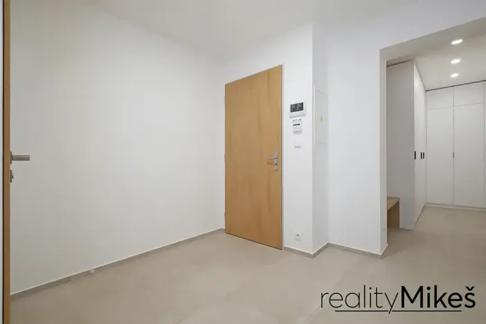 Pronájem bytu 2+kk, Liberec, Šafaříkova, 57 m2