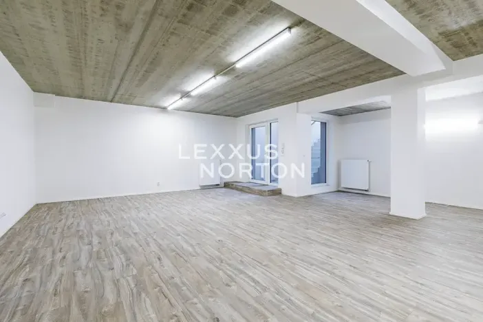Pronájem kanceláře, Praha - Smíchov, Nad Bertramkou, 130 m2
