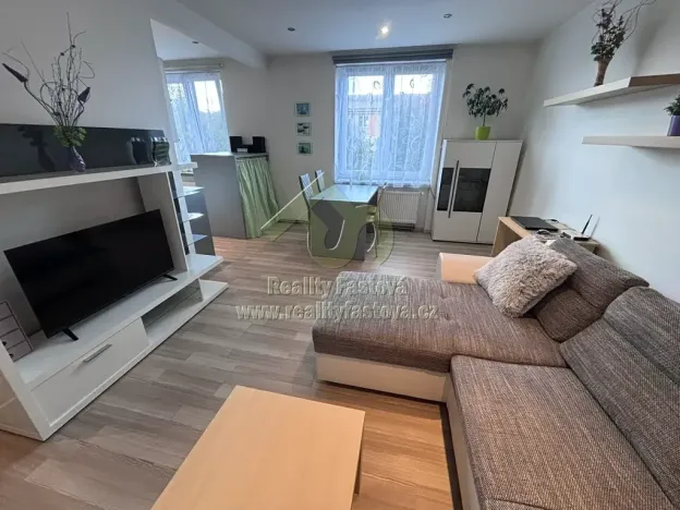 Prodej bytu 2+1, Rokycany, Mládežníků, 58 m2