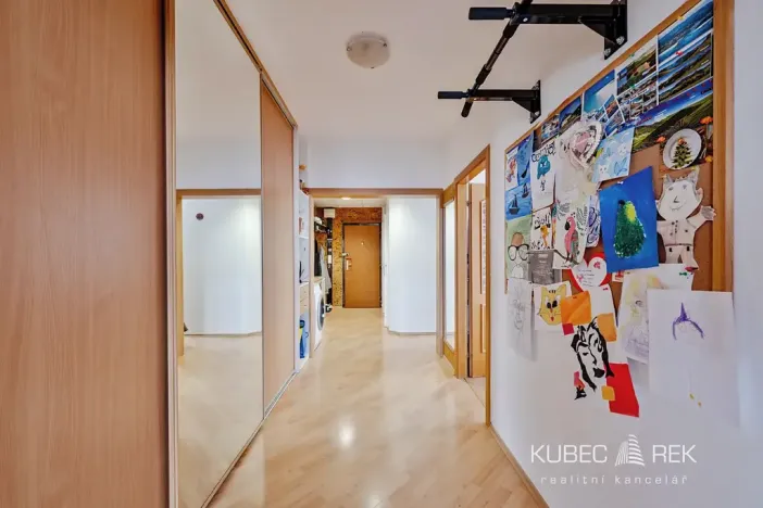 Prodej bytu 3+1, Tábor, Bukurešťská, 72 m2