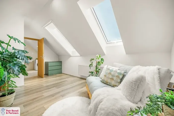 Prodej bytu 3+kk, Milovice, Zátopkova, 108 m2