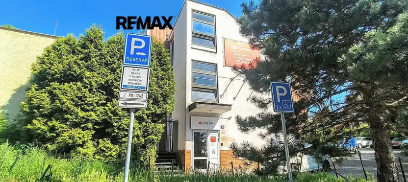 Pronájem kanceláře, Praha - Kobylisy, Horňátecká, 17 m2