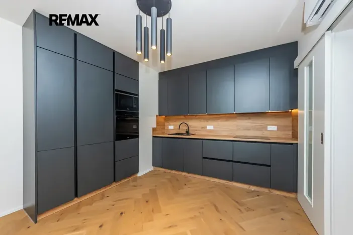 Pronájem bytu 2+kk, Praha - Břevnov, Radimova, 59 m2