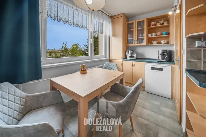 Pronájem bytu 3+1, Jihlava, Kosovská, 93 m2