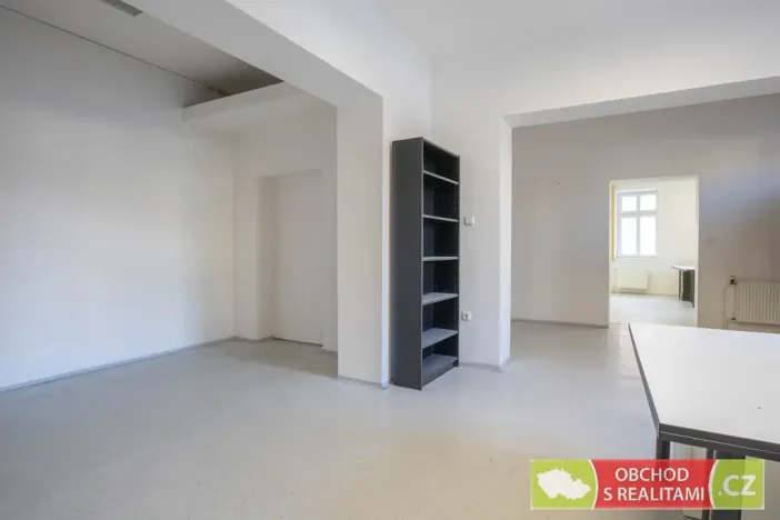 Prodej kanceláře, Chrudim - Chrudim IV, Lupáčova, 612 m2