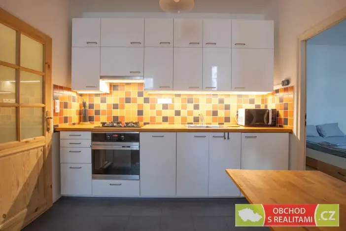Prodej bytu 2+kk, Praha - Holešovice, U Uranie, 40 m2