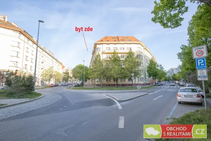 Prodej bytu 2+kk, Praha - Holešovice, U Uranie, 40 m2