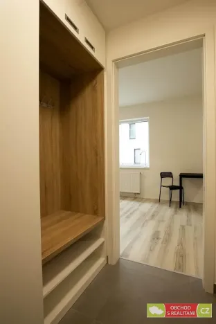 Pronájem bytu 1+kk, Praha - Strašnice, Štěchovická, 45 m2
