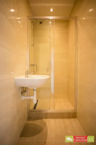 Pronájem bytu 1+kk, Praha - Záběhlice, Jahodová, 25 m2
