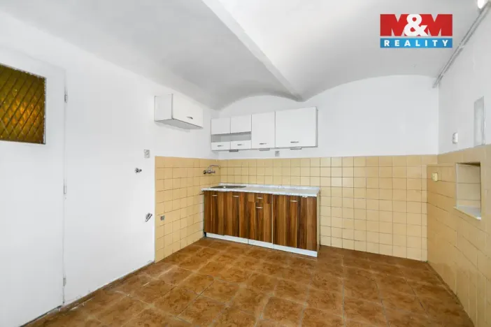 Prodej činžovního domu, Holýšov, náměstí 5. května, 230 m2