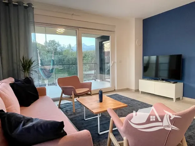 Prodej bytu 4+kk, Jasenice, Chorvatsko, 100 m2