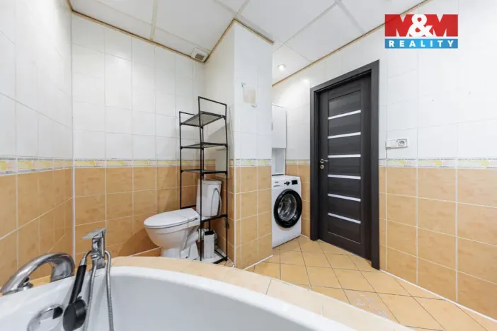 Prodej bytu 3+1, Horní Slavkov, Dlouhá, 76 m2