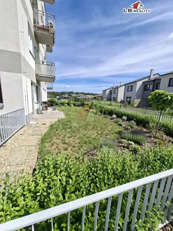 Pronájem bytu 2+kk, Velký Osek, U hřiště, 66 m2