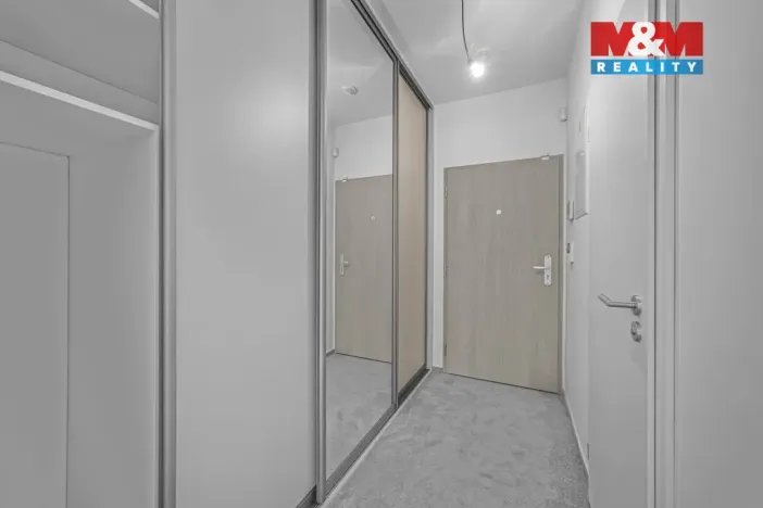 Prodej bytu 1+kk, Praha, Gerstelova, 32 m2