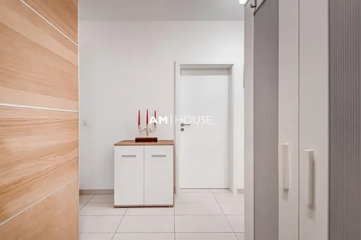 Pronájem bytu 3+kk, Praha - Strašnice, Zvěřinova, 85 m2