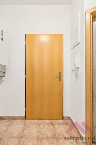 Prodej bytu 1+kk, Praha - Letňany, Ivančická, 34 m2