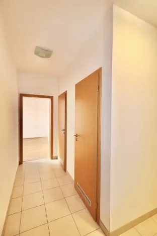 Pronájem bytu 2+kk, Praha - Nusle, Kloboučnická, 50 m2