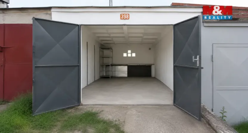 Pronájem garáže, Kladno, U Cihelny, 18 m2