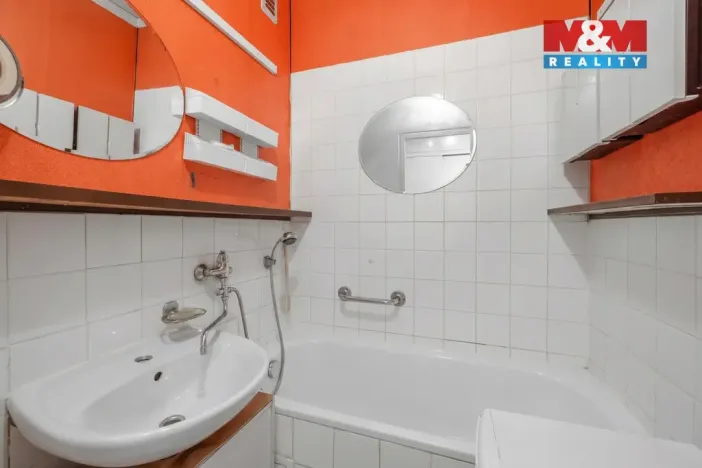 Prodej bytu 2+1, Kladno - Kročehlavy, Pařížská, 63 m2