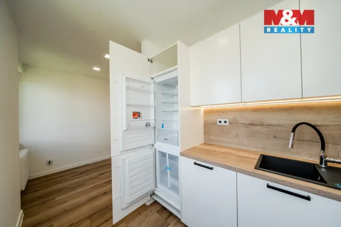 Prodej bytu 3+kk, Ostrava - Poruba, Charkovská, 58 m2