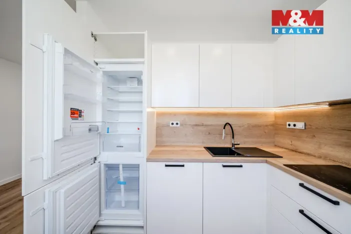 Prodej bytu 3+kk, Ostrava - Poruba, Charkovská, 58 m2