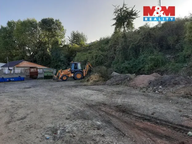 Pronájem komerčního pozemku, Kladno, Oldřichova, 804 m2