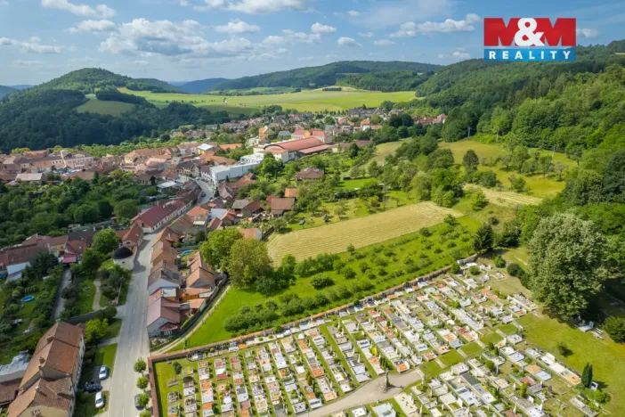 Prodej pozemku pro bydlení, Lomnice, 3601 m2