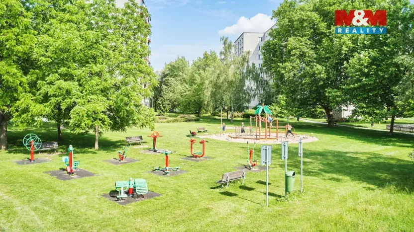Prodej bytu 3+1, Pardubice, U Háje, 65 m2