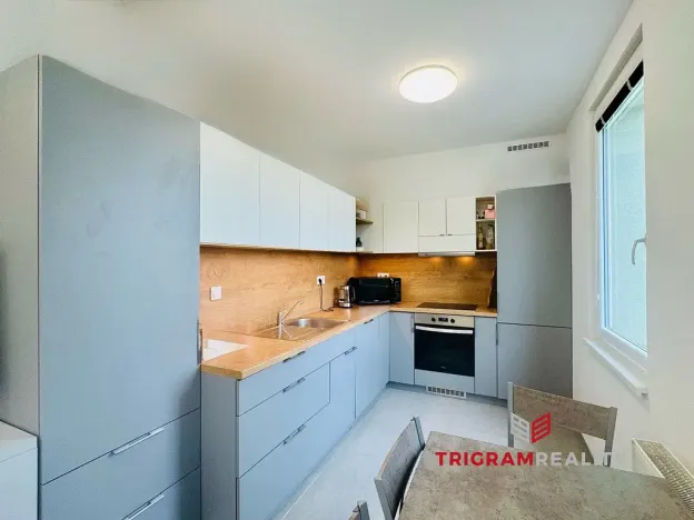 Pronájem bytu 2+kk, Praha - Veleslavín, Na okraji, 45 m2