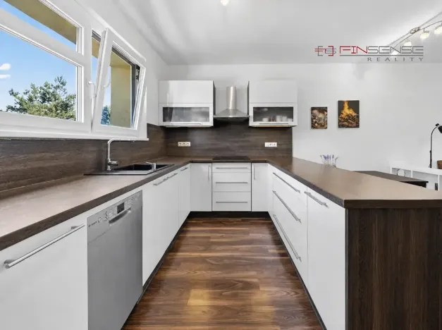 Pronájem bytu 3+1, Kladno, Kordačova, 79 m2