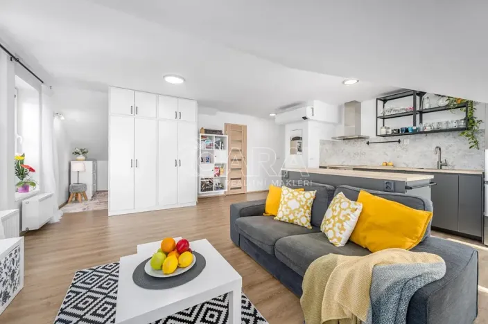 Pronájem bytu 1+kk, Praha - Hlubočepy, Pod Žvahovem, 47 m2