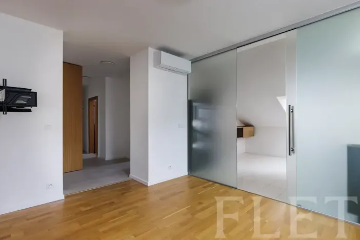 Pronájem bytu 3+kk, Praha - Smíchov, Na Popelce, 63 m2