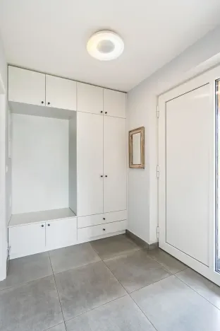 Prodej rodinného domu, Kamenice, Lužní, 141 m2