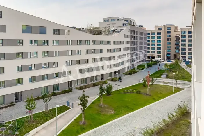 Pronájem bytu 2+kk, Praha - Karlín, U Mlýnského kanálu, 56 m2