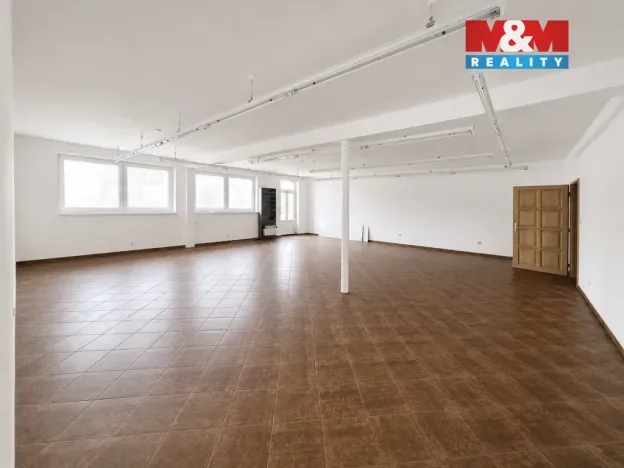 Pronájem obchodního prostoru, Žamberk, Náměstí Gen. Knopa, 96 m2