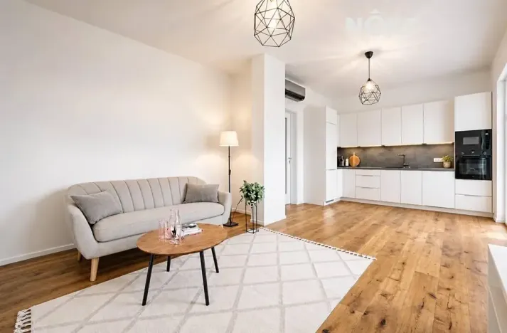 Pronájem bytu 3+kk, Brno, Komárovská, 71 m2