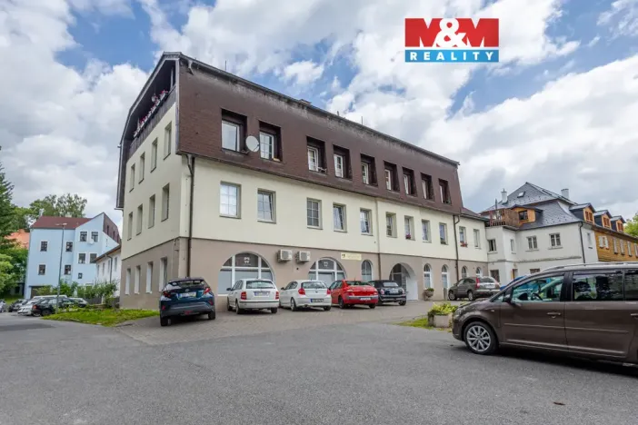Pronájem bytu 3+kk, Nový Bor, Tržní náměstí, 92 m2