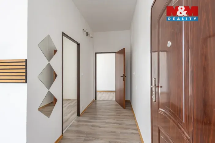 Pronájem bytu 3+kk, Nový Bor, Tržní náměstí, 92 m2