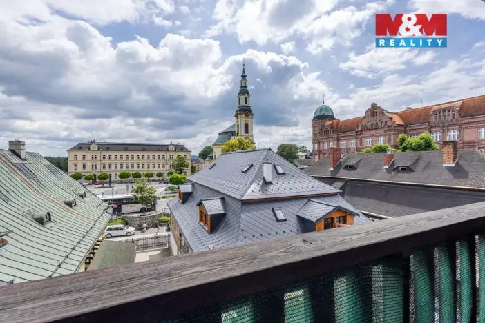 Pronájem bytu 3+kk, Nový Bor, Tržní náměstí, 92 m2