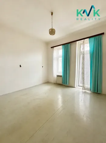 Prodej bytu 3+1, Cheb, Valdštejnova, 85 m2