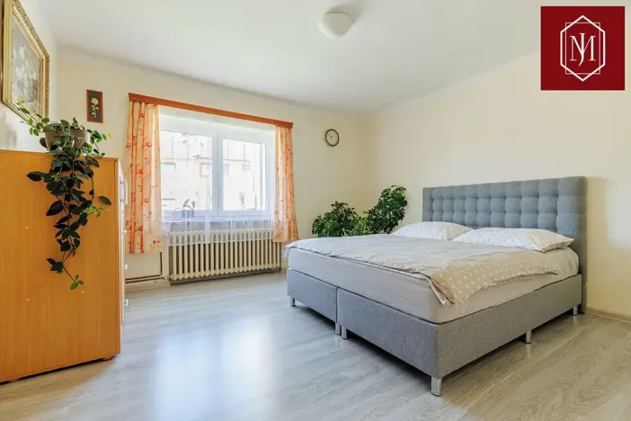 Prodej rodinného domu, Strmilov, 200 m2