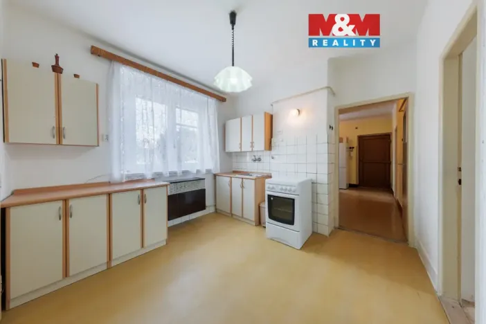 Prodej bytu 2+1, Mariánské Lázně - Úšovice, Kubelíkova, 70 m2
