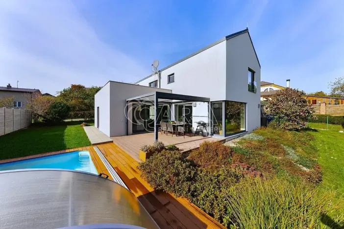 Prodej rodinného domu, Velké Popovice, U Školky, 190 m2